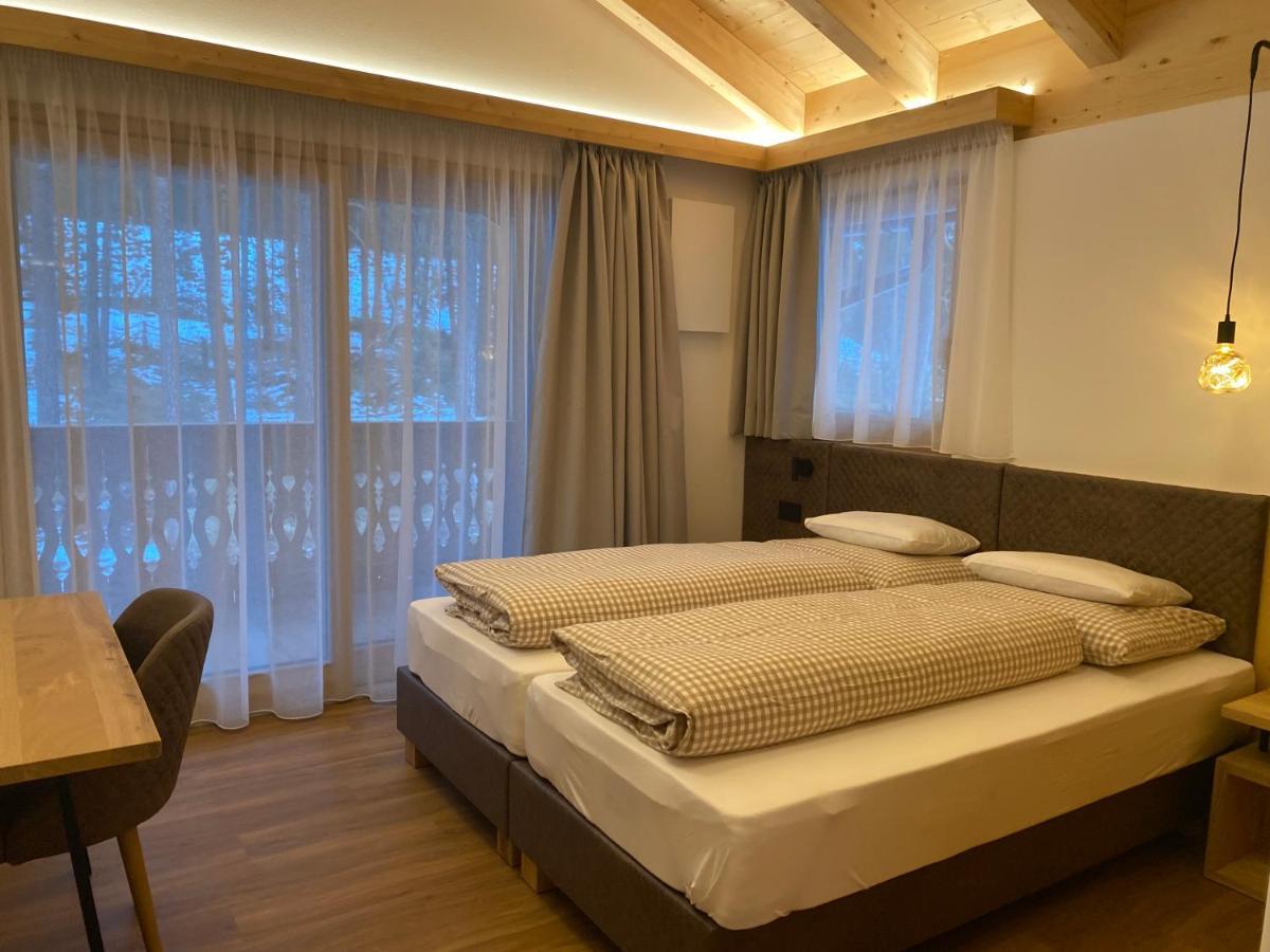Les Ciases Chalets Dolomites San Vigilio Extérieur photo