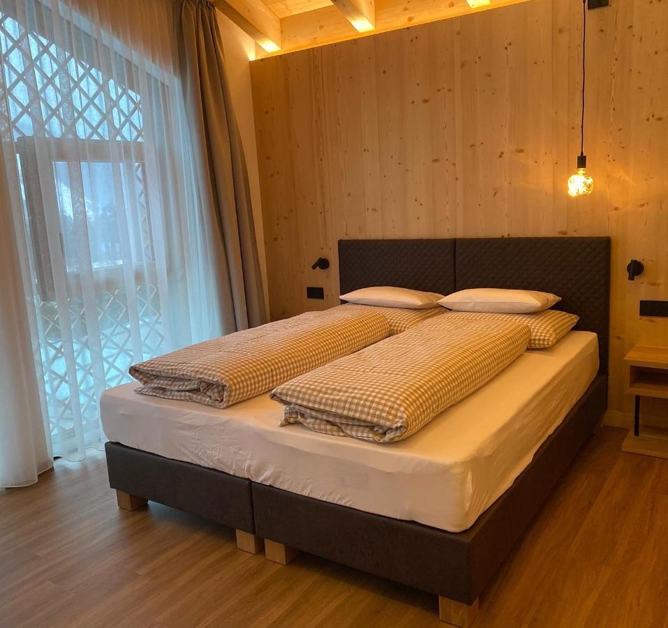 Les Ciases Chalets Dolomites San Vigilio Extérieur photo